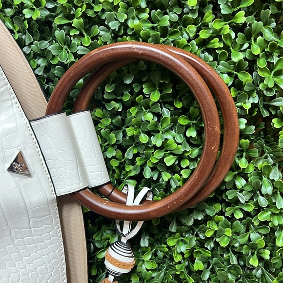 🔥🔥🔥Sam Edelman, Darcy style handbag. New with tag, no flaws. - Picture 8 of 12